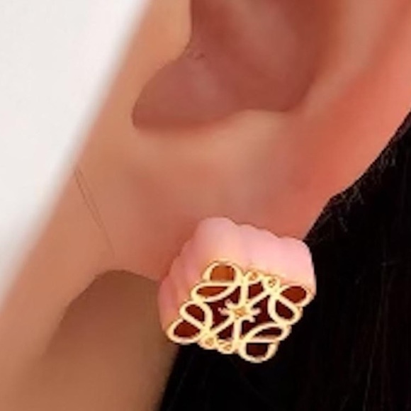 Designer Inspired Pink Jaded LE Earrings - Picture 3 of 4